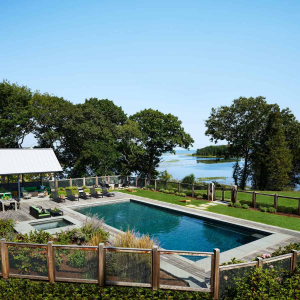 Poolhouse overlooking coast