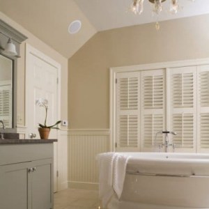 ELEGANT MASTER BATH