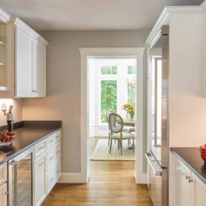 Boxford Tradtional Kitchen new butler's pantry