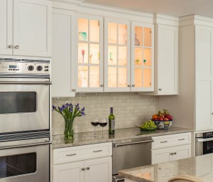 Boxford Traditional Kitchen view to glass front cabinetry