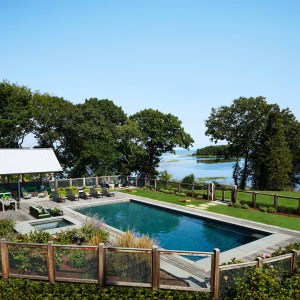 Poolhouse with Water view