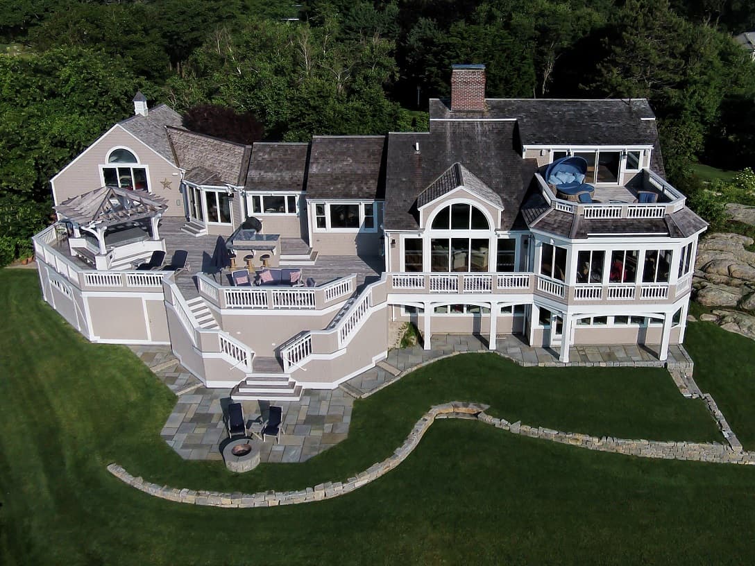 GLOUCESTER OCEANFRONT RENOVATION (PRISM Silver Award)