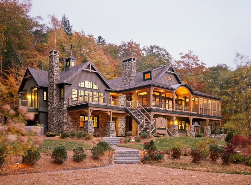 LAKE FRONT LODGE (PRISM Gold Award)