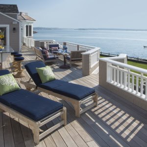Glorious Gloucester Oceanview Deck